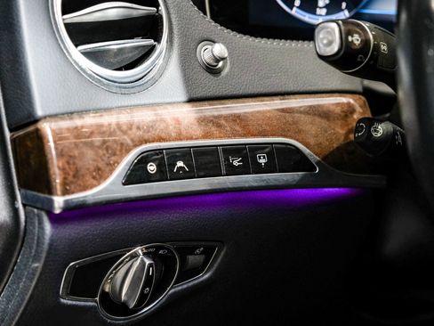 Used 2018 Mercedes-Benz S 560 4MATIC Sedan image 23