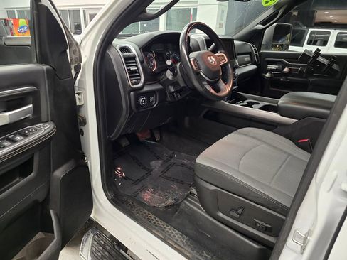 Used 2024 RAM 2500 Big Horn w/ Off Road Package AWD/4WD image 18
