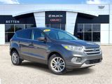 Used 2017 Ford Escape SE image 1