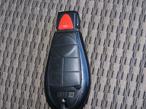 Used 2012 RAM 1500 Big Horn image 32