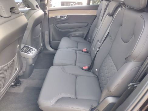 New 2025 Volvo XC90 B6 Plus image 19