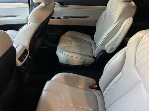 Used 2024 Hyundai Palisade Limited FWD image 5