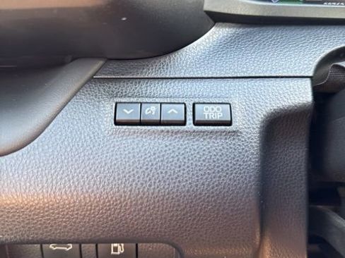 Used 2024 Toyota Crown XLE image 17