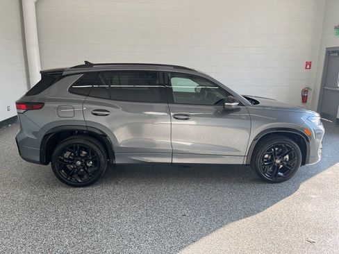 New 2026 Volkswagen Tiguan SE R-Line AWD/4WD image 7