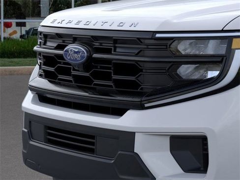 New 2026 Ford Expedition Max Active image 17