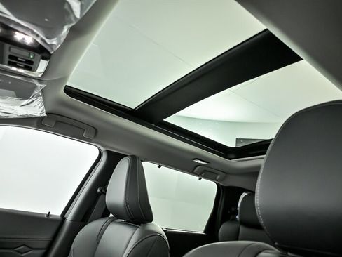 New 2026 Mitsubishi Outlander SEL image 15