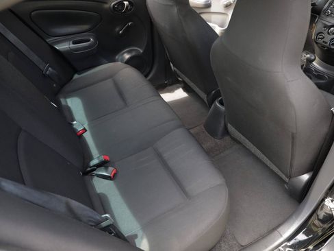 Used 2016 Nissan Versa S Plus FWD image 12