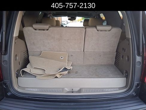 Used 2018 Chevrolet Tahoe LT w/ LT Signature Package image 11