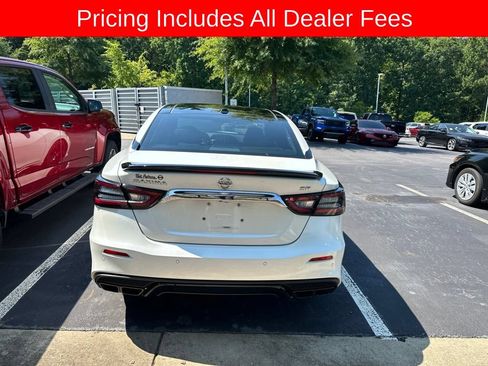 Used 2020 Nissan Maxima SR w/ Sport Mat Group FWD image 6