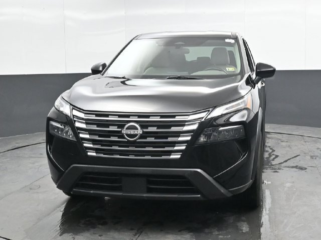 Used 2025 Nissan Rogue SV AWD/4WD image 8