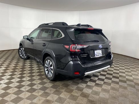 Certified 2025 Subaru Outback Limited image 9