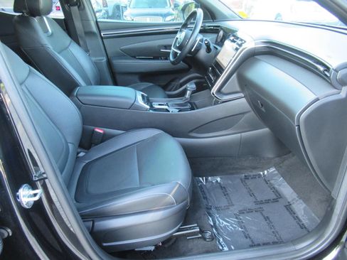 Used 2022 Hyundai Santa Cruz Limited AWD/4WD image 10