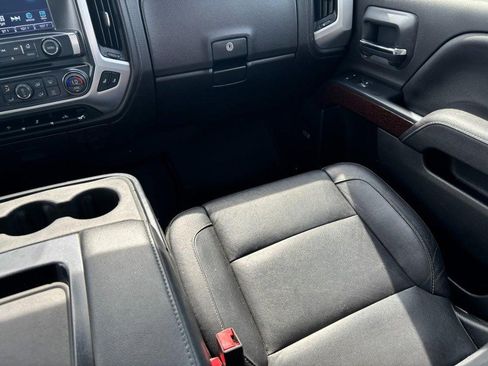 Used 2018 GMC Sierra 1500 SLT w/ SLT Premium Package AWD/4WD image 17