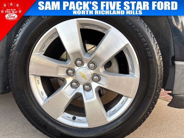 Used 2009 Chevrolet Traverse LT w/ California Edition Package FWD image 19