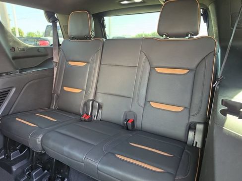 Used 2022 GMC Yukon AT4 AWD/4WD image 15