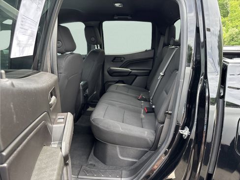 Used 2024 Chevrolet Colorado Trail Boss w/ Advanced Trailering Package AWD/4WD image 15
