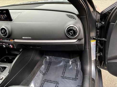 Used 2015 Audi A3 2.0T Premium image 18