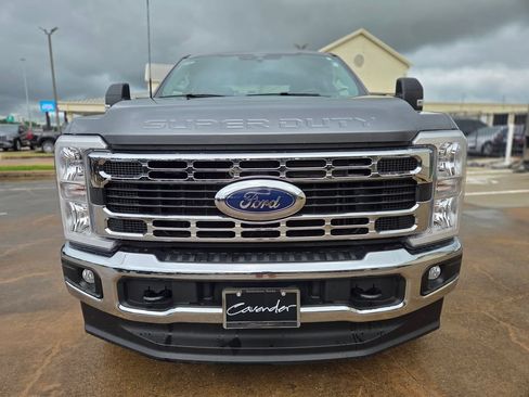 Certified 2025 Ford F250 XLT AWD/4WD image 2