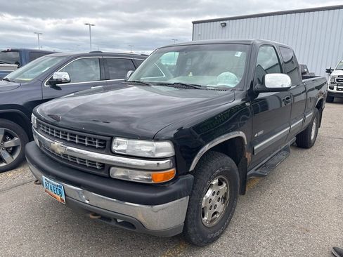 Used 2000 Chevrolet Silverado 1500 LT w/ Off-Road Chassis Pkg AWD/4WD image 2