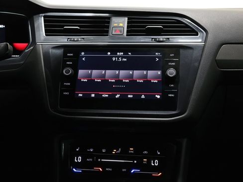 Used 2022 Volkswagen Tiguan SE R-Line FWD image 19