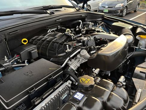 Used 2025 Dodge Durango GT AWD/4WD image 15
