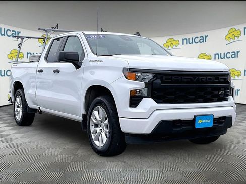 Used 2023 Chevrolet Silverado 1500 Custom AWD/4WD image 1