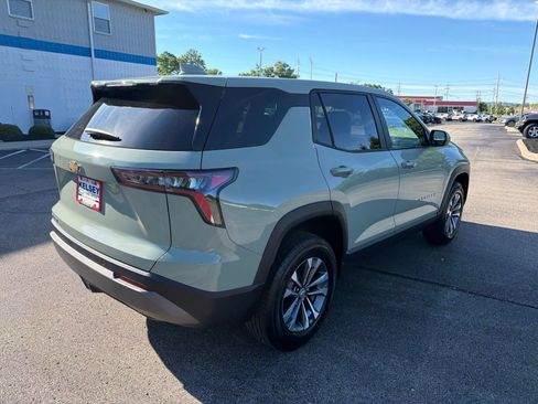 Used 2025 Chevrolet Equinox LT FWD image 5