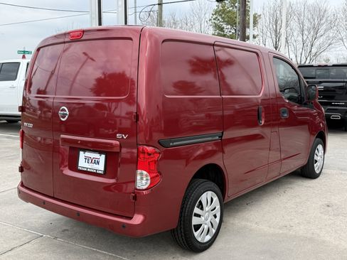 Used 2021 Nissan NV200 SV image 5