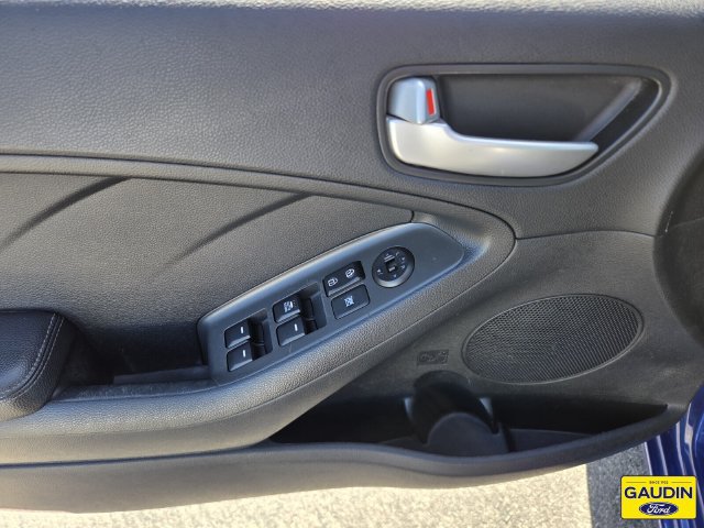 Used 2017 Kia Forte LX FWD image 16