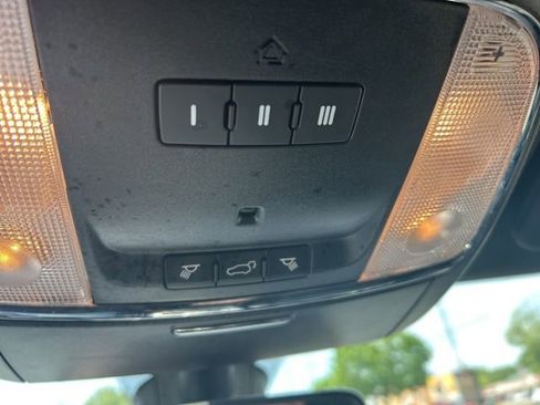 Used 2019 Jeep Grand Cherokee Limited AWD/4WD image 30
