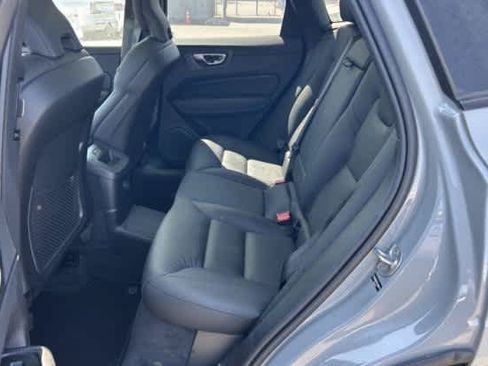 Used 2025 Volvo XC60 T8 Plus AWD/4WD image 4