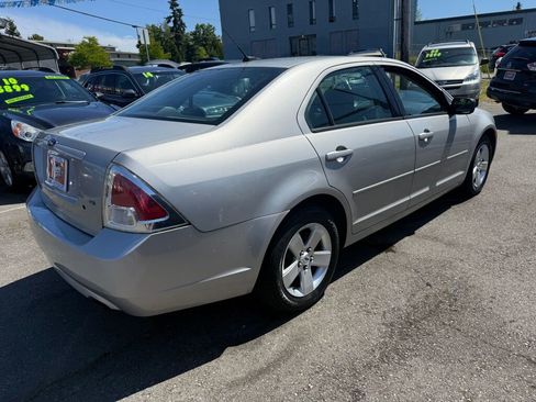 Used 2007 Ford Fusion SE FWD image 7