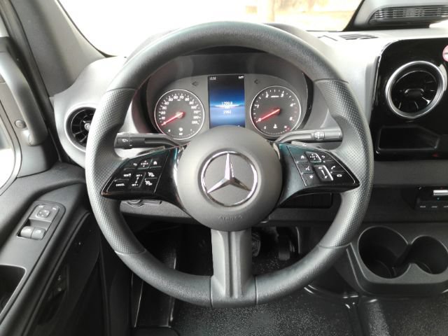 Used 2026 Mercedes-Benz Sprinter 2500 image 30