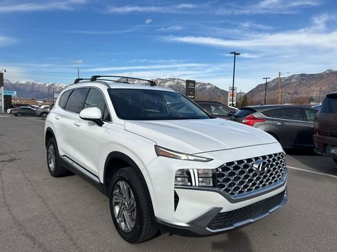 Used 2022 Hyundai Santa Fe SEL image 3