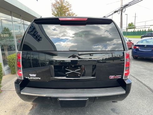 Used 2013 GMC Yukon Denali AWD/4WD image 29