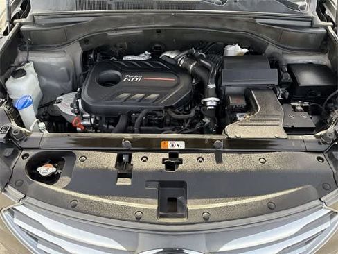 Used 2018 Hyundai Santa Fe Sport 2.0T image 17