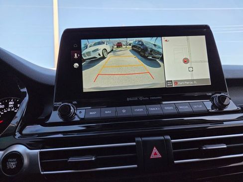 Used 2023 Kia Seltos EX image 31