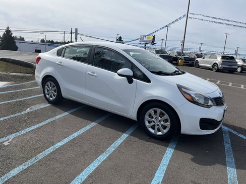 Used 2014 Kia Rio LX image 7
