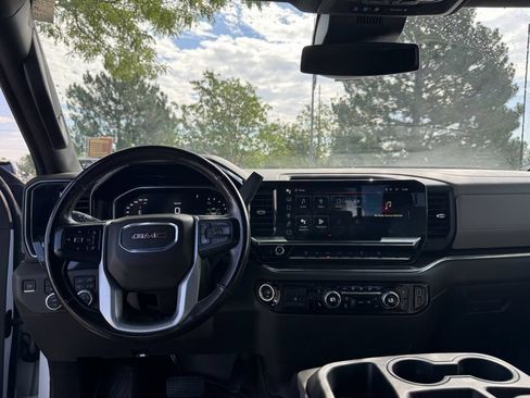 Used 2024 GMC Sierra 2500 SLE w/ SLE Value Package; AWD/4WD image 2
