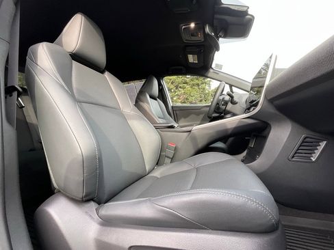 Certified 2024 Subaru Solterra Limited image 13