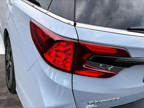 Used 2025 Honda Odyssey Sport-L image 32