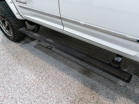 Used 2022 RAM 2500 Limited image 13