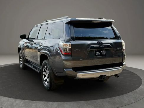 Used 2018 Toyota 4Runner TRD Off-Road image 6