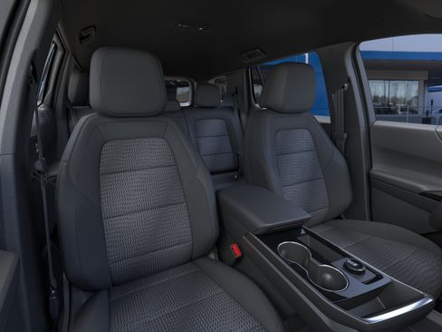 New 2026 Chevrolet Equinox LT w/ Safety and Technology Package FWD image 40