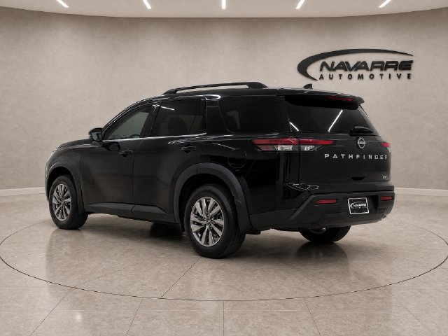 Used 2024 Nissan Pathfinder SV FWD image 5