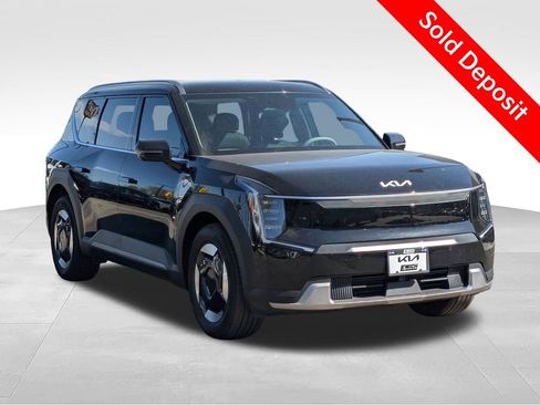 Used 2024 Kia EV9 Wind AWD/4WD image 7