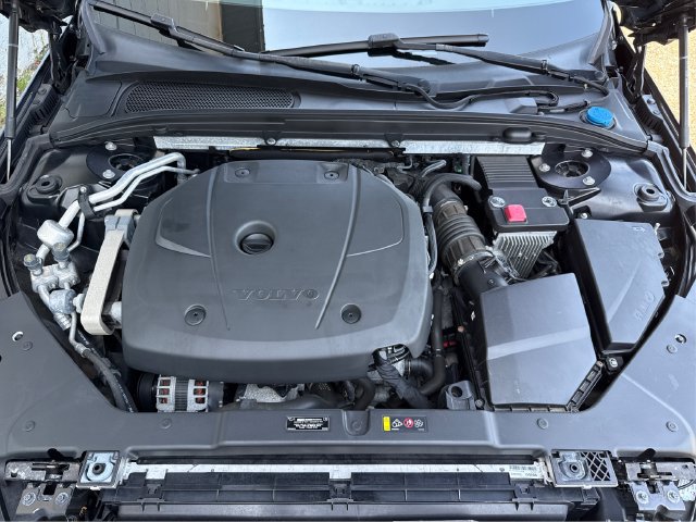 Used 2020 Volvo S60 T6 Momentum w/ Protection Package Premier AWD/4WD image 26