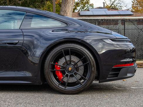Used 2023 Porsche 911 Carrera 4 GTS image 18