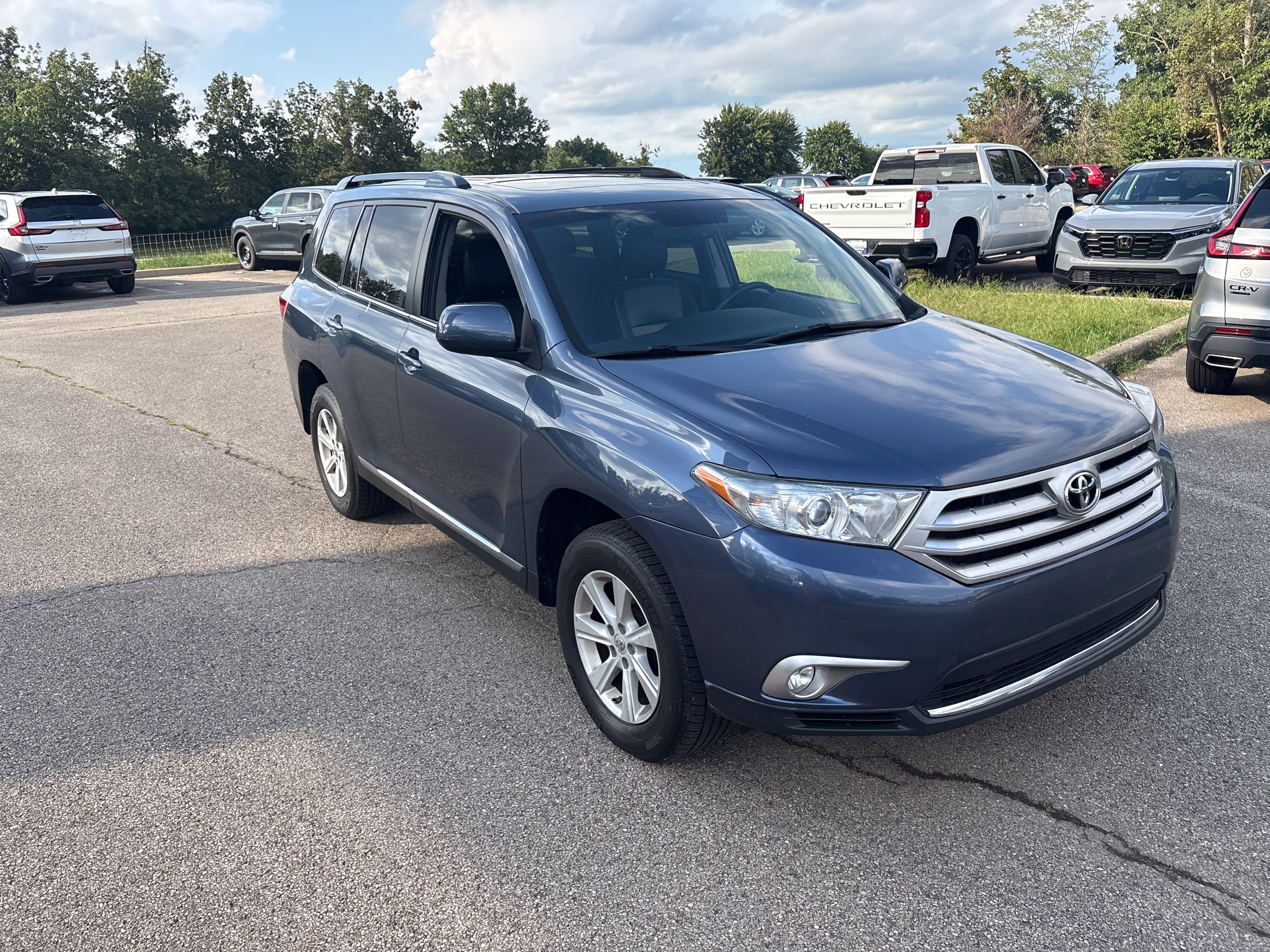 Used 2013 Toyota Highlander SE AWD/4WD image 17