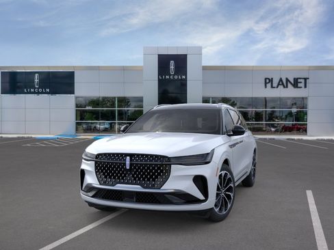New 2026 Lincoln Nautilus Reserve AWD/4WD image 2